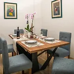 Monte Smith Luxury Garden With Parking Appartement *