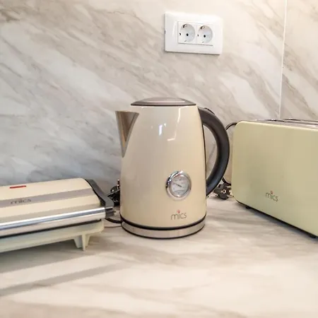 Monte Smith Luxury Garden With Parking Apartament