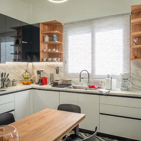 Apartament Monte Smith Luxury Garden With Parking