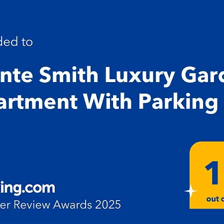 Monte Smith Luxury Garden With Parking Apartament *