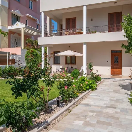 Monte Smith Luxury Garden With Parking Apartment Rhodes City