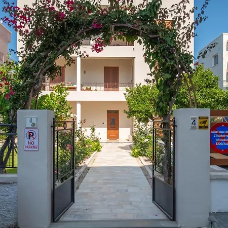 Monte Smith Luxury Garden With Parking Lägenhet *