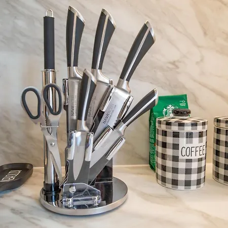 Monte Smith Luxury Garden With Parking Rhodes City