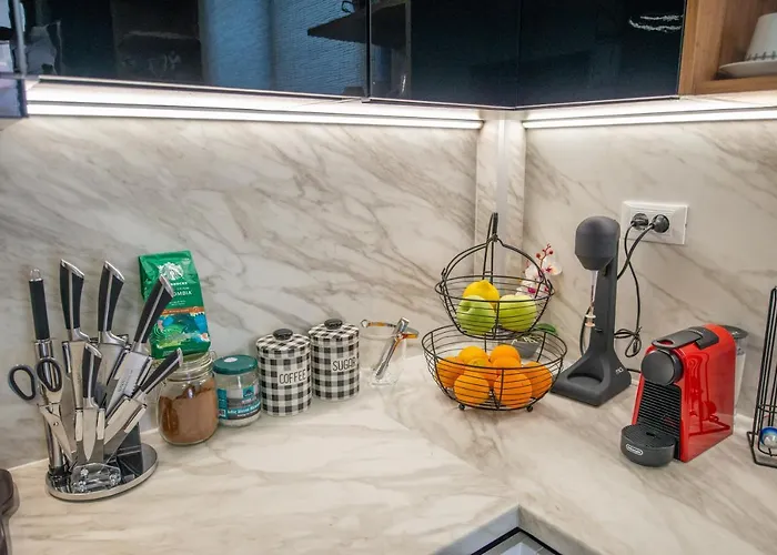 Monte Smith Luxury Garden With Parking Daire Rhodes City