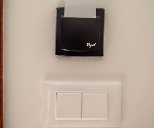 Monte Smith Luxury Garden With Parking Daire *