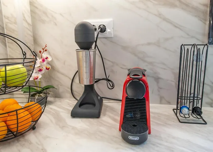 Monte Smith Luxury Garden With Parking Daire *