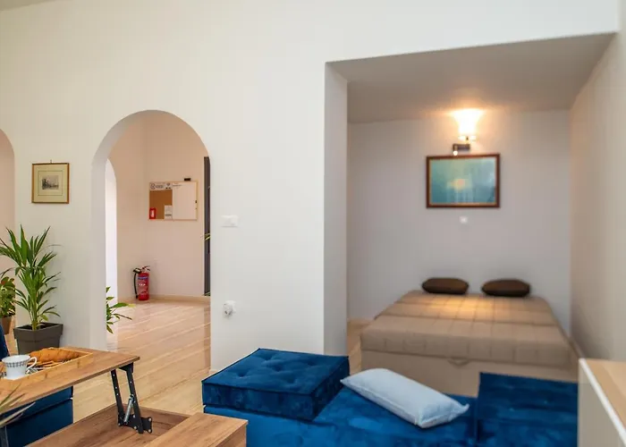 Daire Monte Smith Luxury Garden With Parking Rhodes City