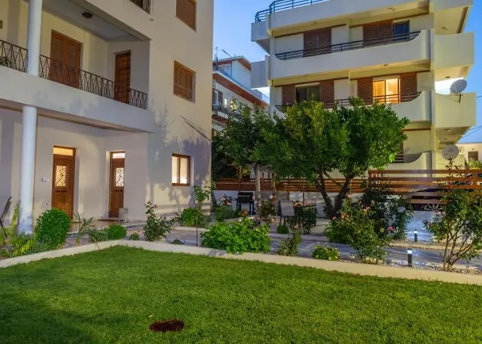 Monte Smith Luxury Garden With Parking Rhodes City