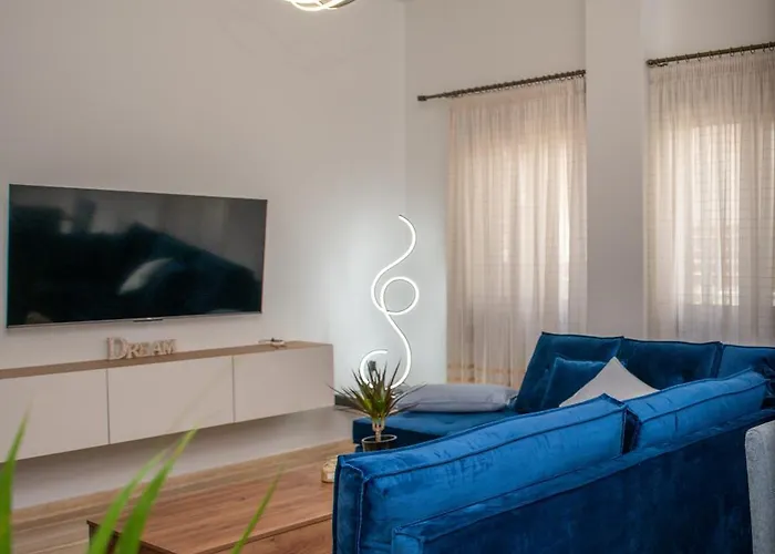 Daire Monte Smith Luxury Garden With Parking Rhodes City